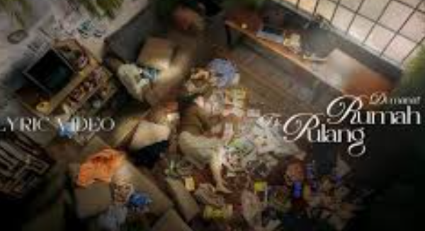Review Makna Lagu Rumah: Tempat Pulang yang Hilang