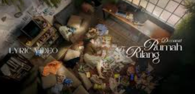 Review Makna Lagu Rumah: Tempat Pulang yang Hilang